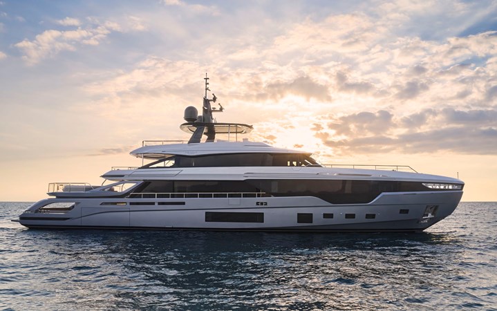 AZIMUT GRANDE TRIDECK 2024 AZIMUT YACHTS