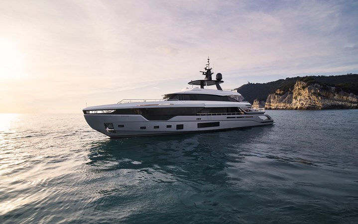AZIMUT GRANDE TRIDECK 2024 AZIMUT YACHTS
