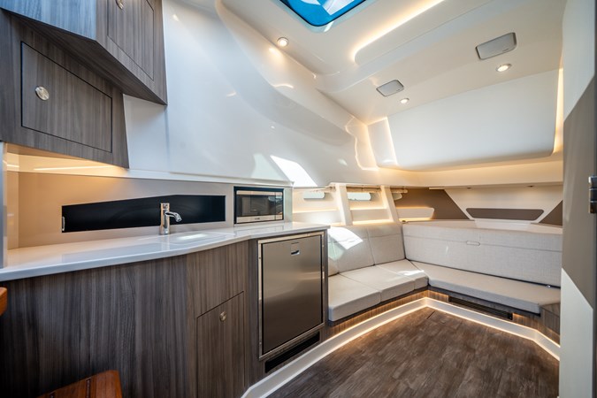 Photo of SEA RAY Tire King 39' 9