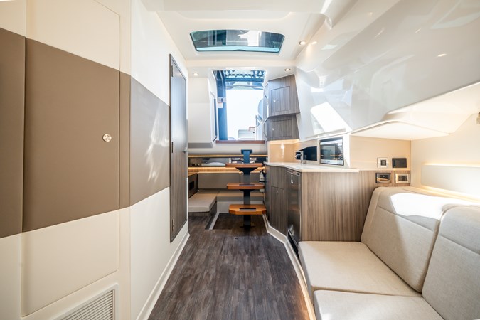 Photo of SEA RAY Tire King 39' 9