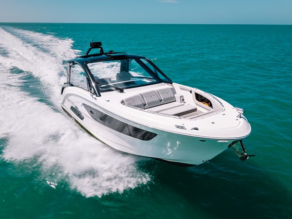 Photo of SEA RAY Tire King 39' 9