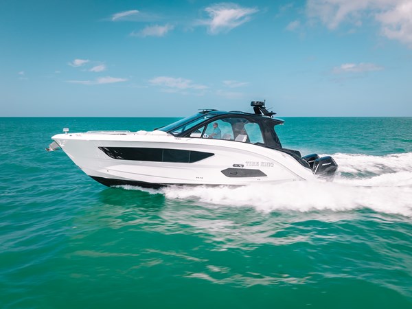 Photo of SEA RAY Tire King 39' 9