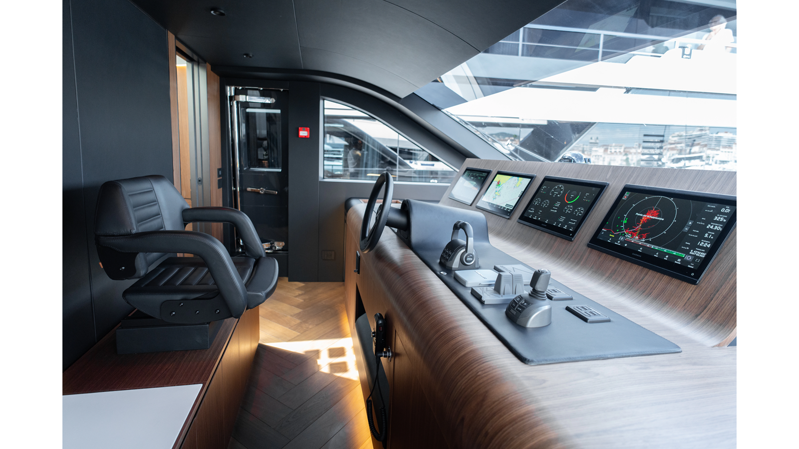 X90 Fast — photo 23