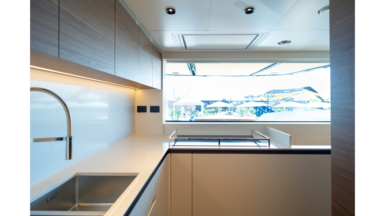 X90 Fast — photo 27