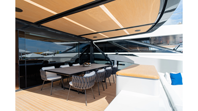 2027 EXTRA YACHTS X90 Fast - photo 11