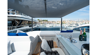 2027 EXTRA YACHTS X90 Fast - photo 32