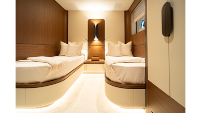 2027 EXTRA YACHTS X90 Fast - photo 52