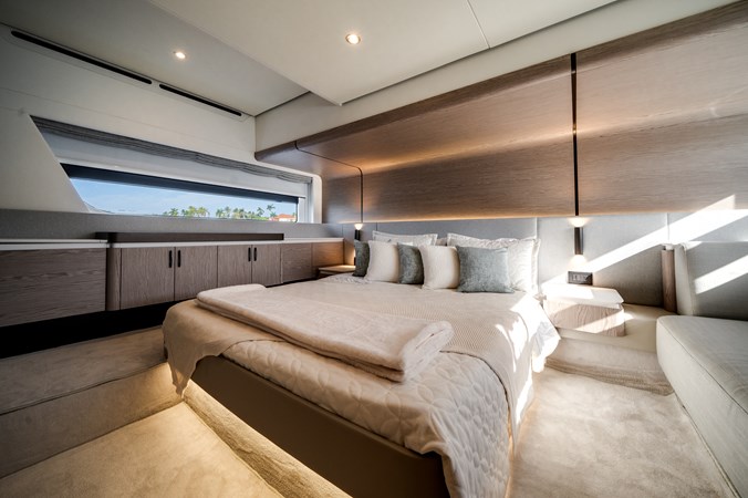 Photo of AZIMUT YACHTS Sarah Jane 53' 1