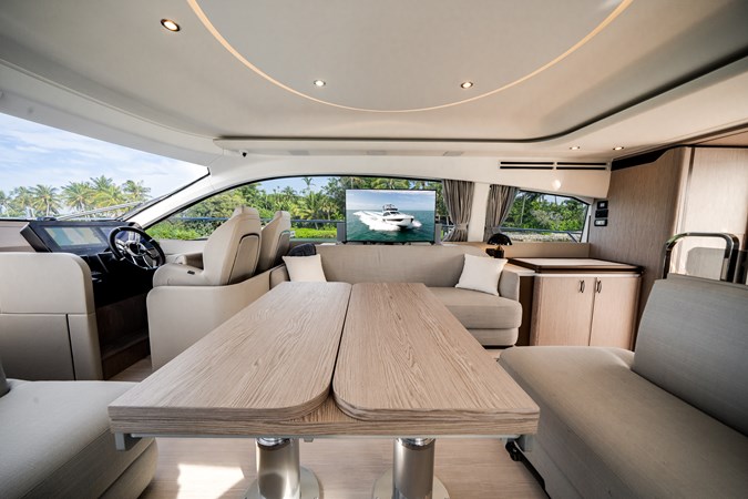 Photo of AZIMUT YACHTS Sarah Jane 53' 1