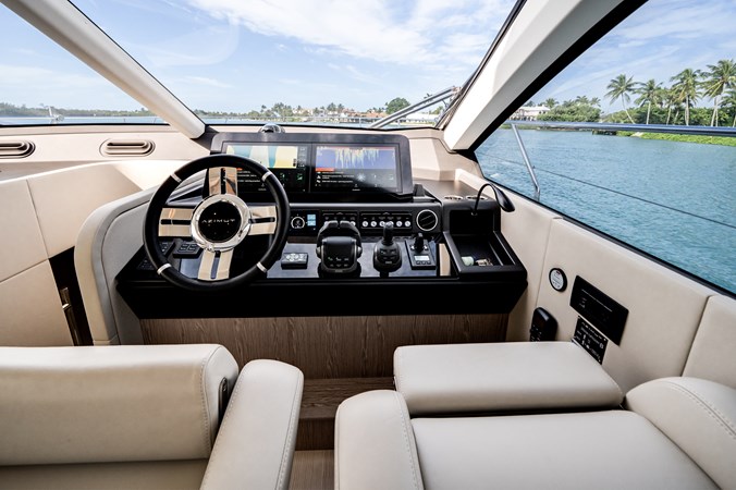 Photo of AZIMUT YACHTS Sarah Jane 53' 1