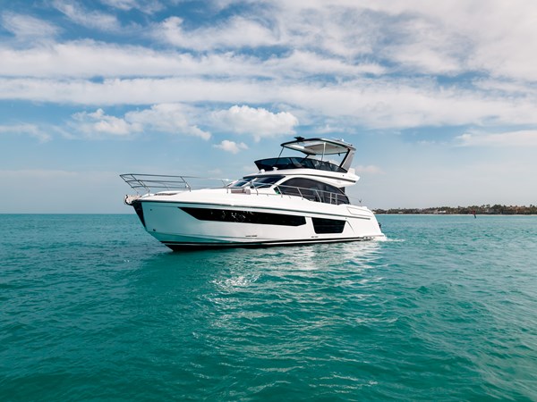 Photo of AZIMUT YACHTS Sarah Jane 53' 1