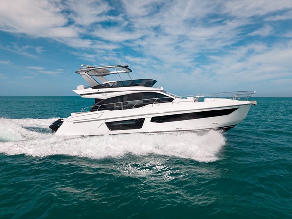 Photo of AZIMUT YACHTS Sarah Jane 53' 1