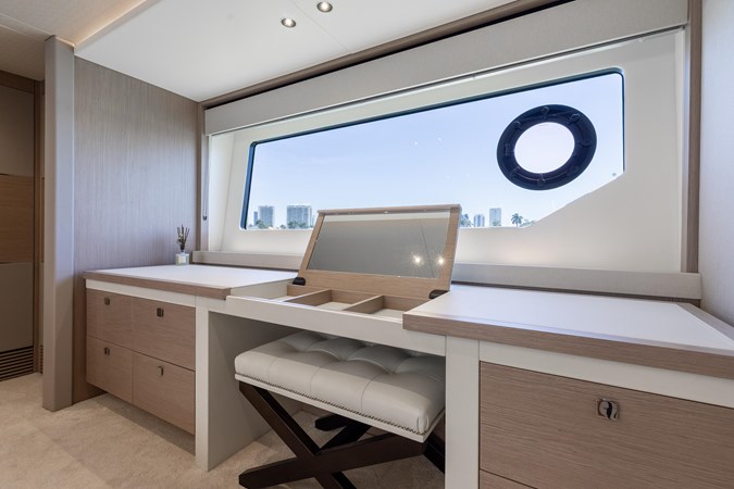 Photo of SUNSEEKER MILAMO 76'
