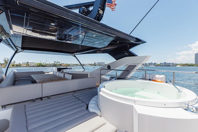 Photo of SUNSEEKER MILAMO 76'