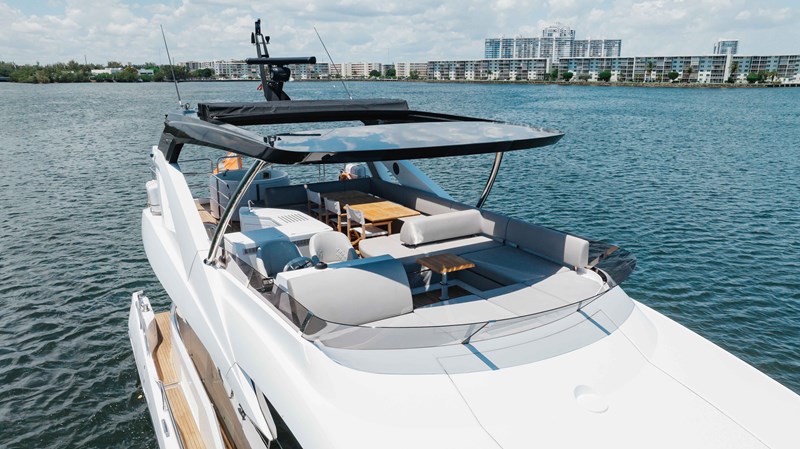 Photo of SUNSEEKER MILAMO 76'