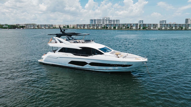 Photo of SUNSEEKER MILAMO 76'