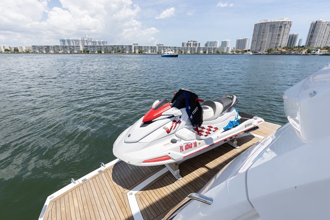 Photo of SUNSEEKER MILAMO 76'