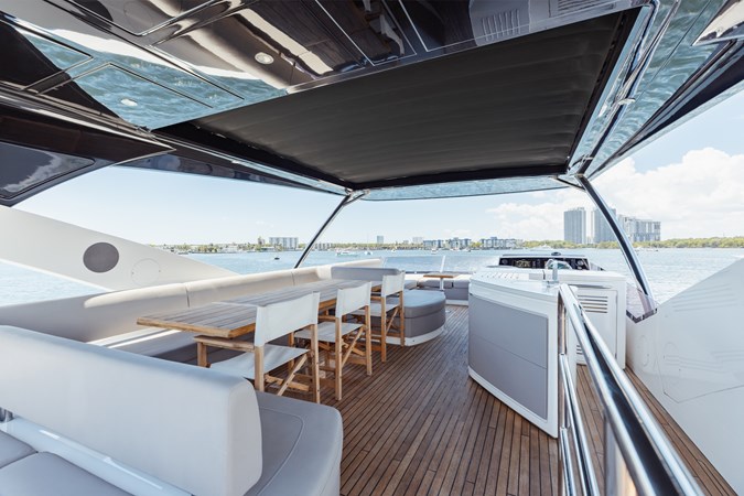 Photo of SUNSEEKER MILAMO 76'