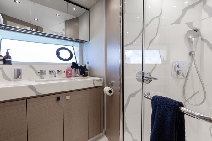 Photo of SUNSEEKER MILAMO 76'