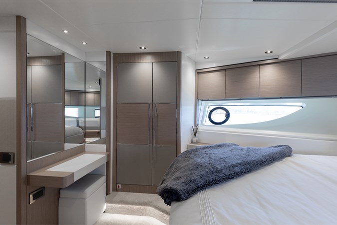 Photo of SUNSEEKER MILAMO 76'