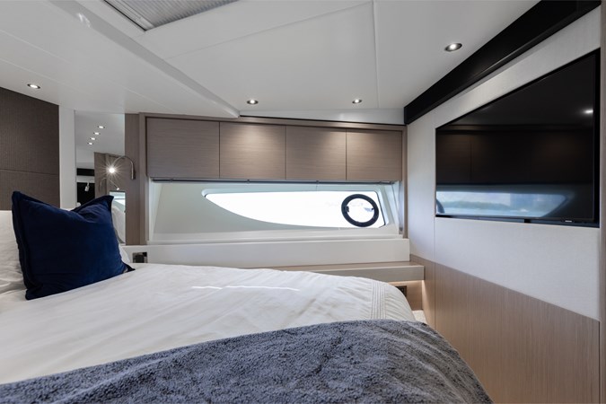 Photo of SUNSEEKER MILAMO 76'