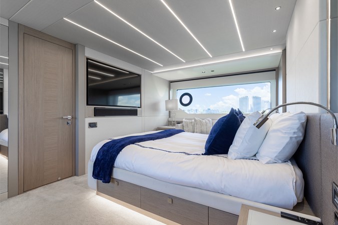 Photo of SUNSEEKER MILAMO 76'