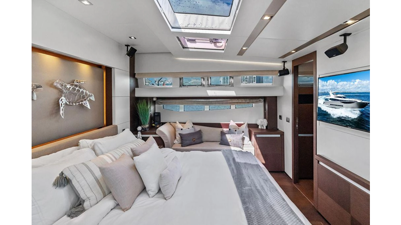 Photo of PRESTIGE ELEVATION 75'