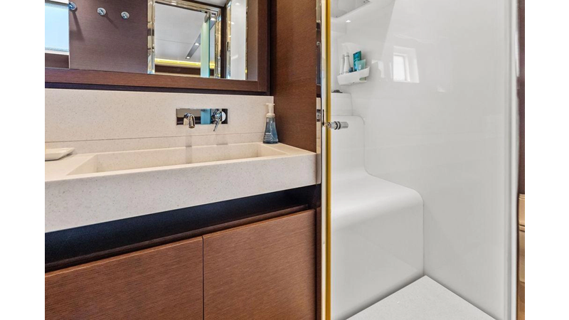 Photo of PRESTIGE ELEVATION 75'
