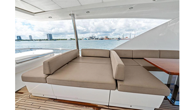 2016 PRESTIGE YACHTS 750 - photo 26