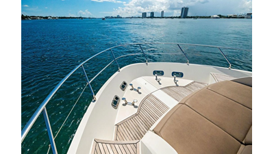 2016 PRESTIGE YACHTS 750 - photo 32