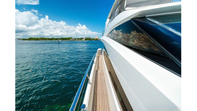 2016 PRESTIGE YACHTS 750 - photo 33