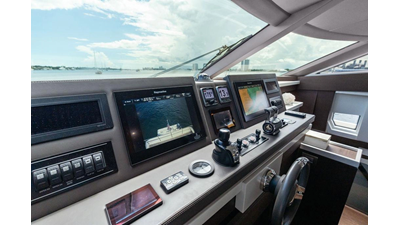 2016 PRESTIGE YACHTS 750 - photo 41