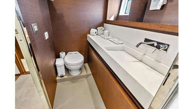 2016 PRESTIGE YACHTS 750 - photo 58