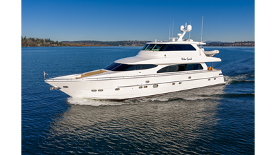 2005 HORIZON YACHTS 82 SkyLounge - photo 5