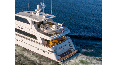 2005 HORIZON YACHTS 82 SkyLounge - photo 6