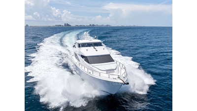 2013 HATTERAS 80 Motor Yacht - photo 1