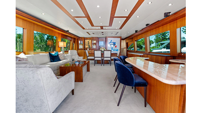2013 HATTERAS 80 Motor Yacht - photo 6