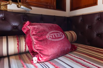 2009 PENDENNIS  - photo 58