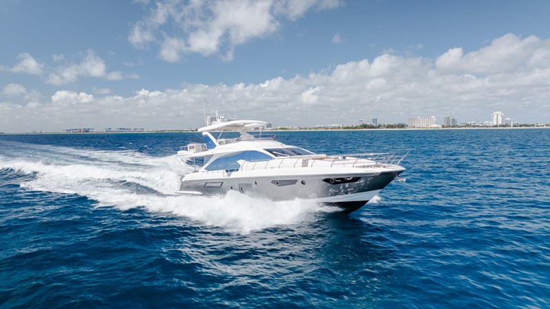 2017 &bull; Azimut Yachts &bull; 72 Fly &bull; Class Dismissed