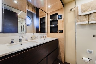 2017 AZIMUT YACHTS 72 Fly - photo 50
