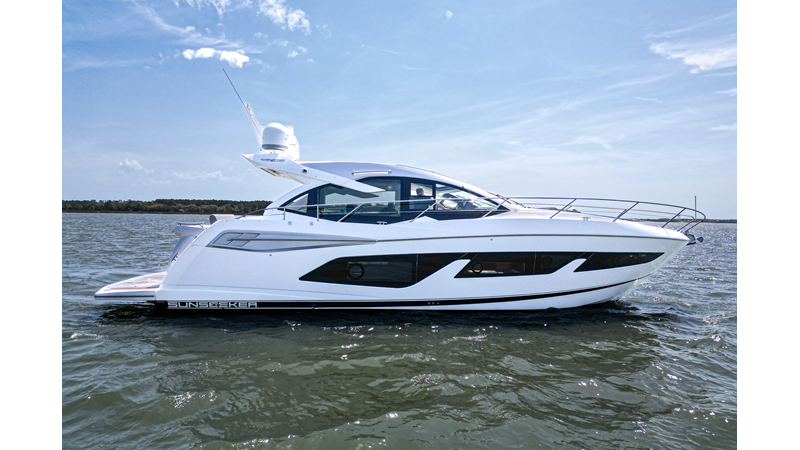 Photo of SUNSEEKER DULZURA 50'