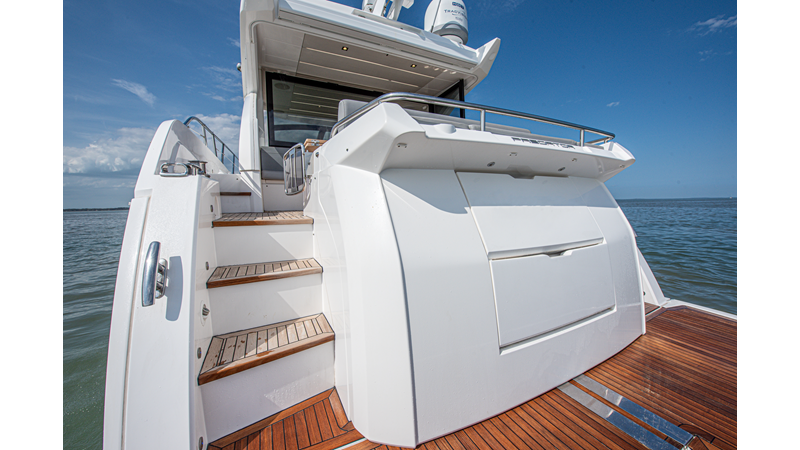 Photo of SUNSEEKER DULZURA 50'