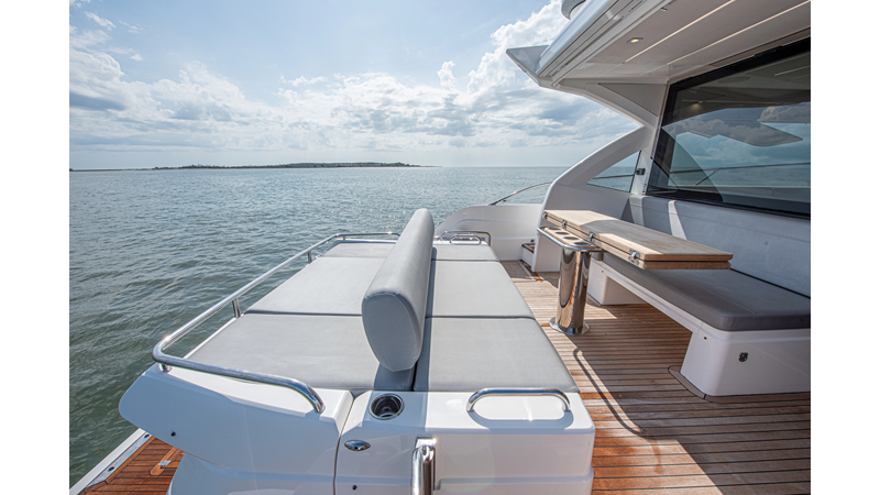 Photo of SUNSEEKER DULZURA 50'