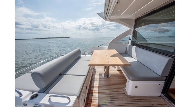 Photo of SUNSEEKER DULZURA 50'