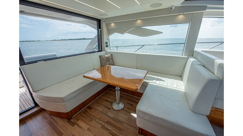 Photo of SUNSEEKER DULZURA 50'
