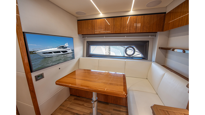 Photo of SUNSEEKER DULZURA 50'