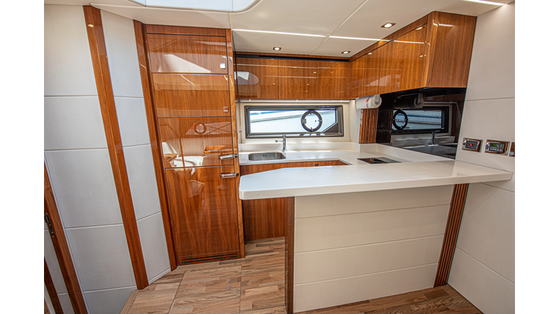 Photo of SUNSEEKER DULZURA 50'