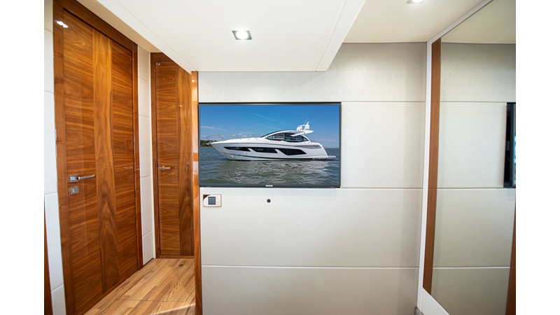 Photo of SUNSEEKER DULZURA 50'