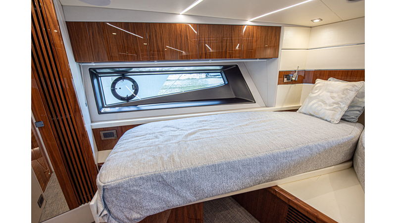 Photo of SUNSEEKER DULZURA 50'