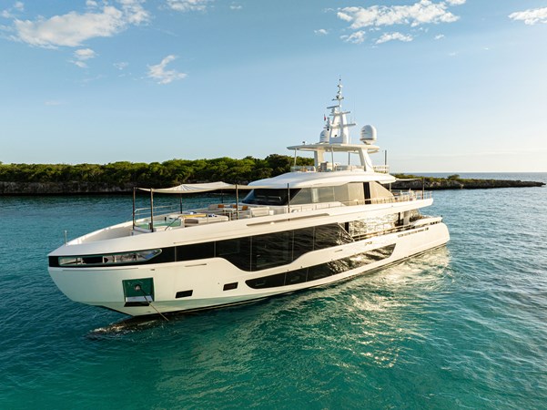 Photo of AZIMUT YACHTS LUZ DE MAR 115' 7